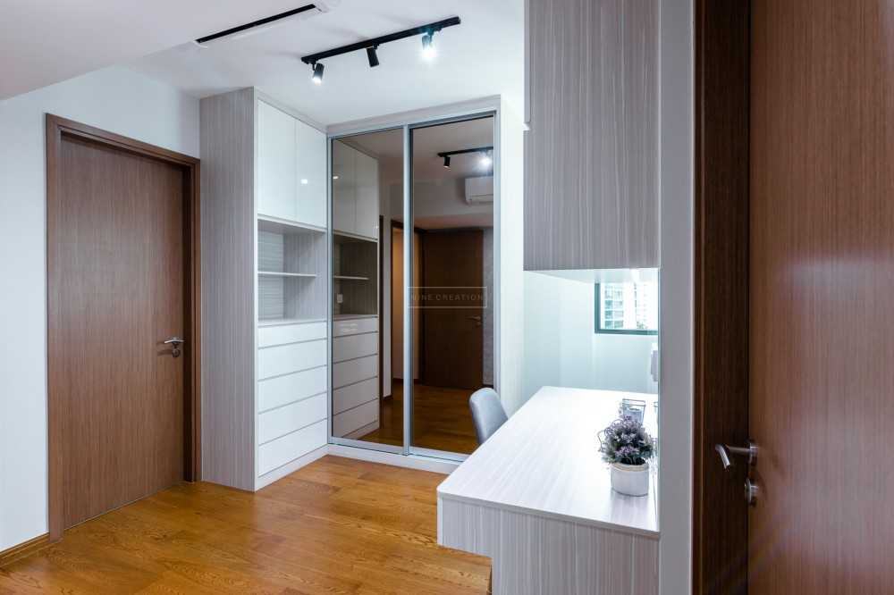 Scandinavian Study with Wardrobe and Sliding Wardrobe