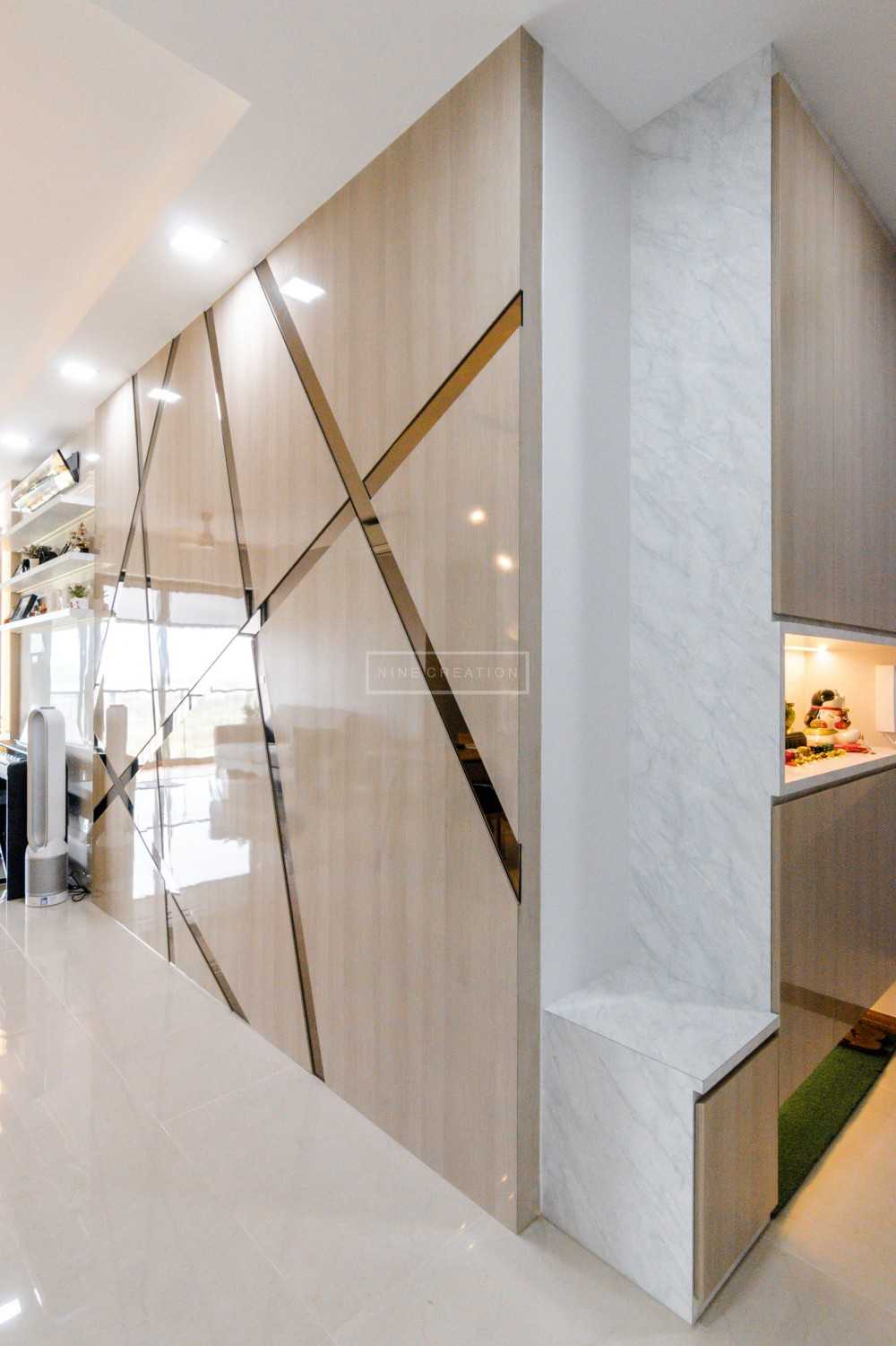 Scandinavian Entryway with Mirror and Seating Bench