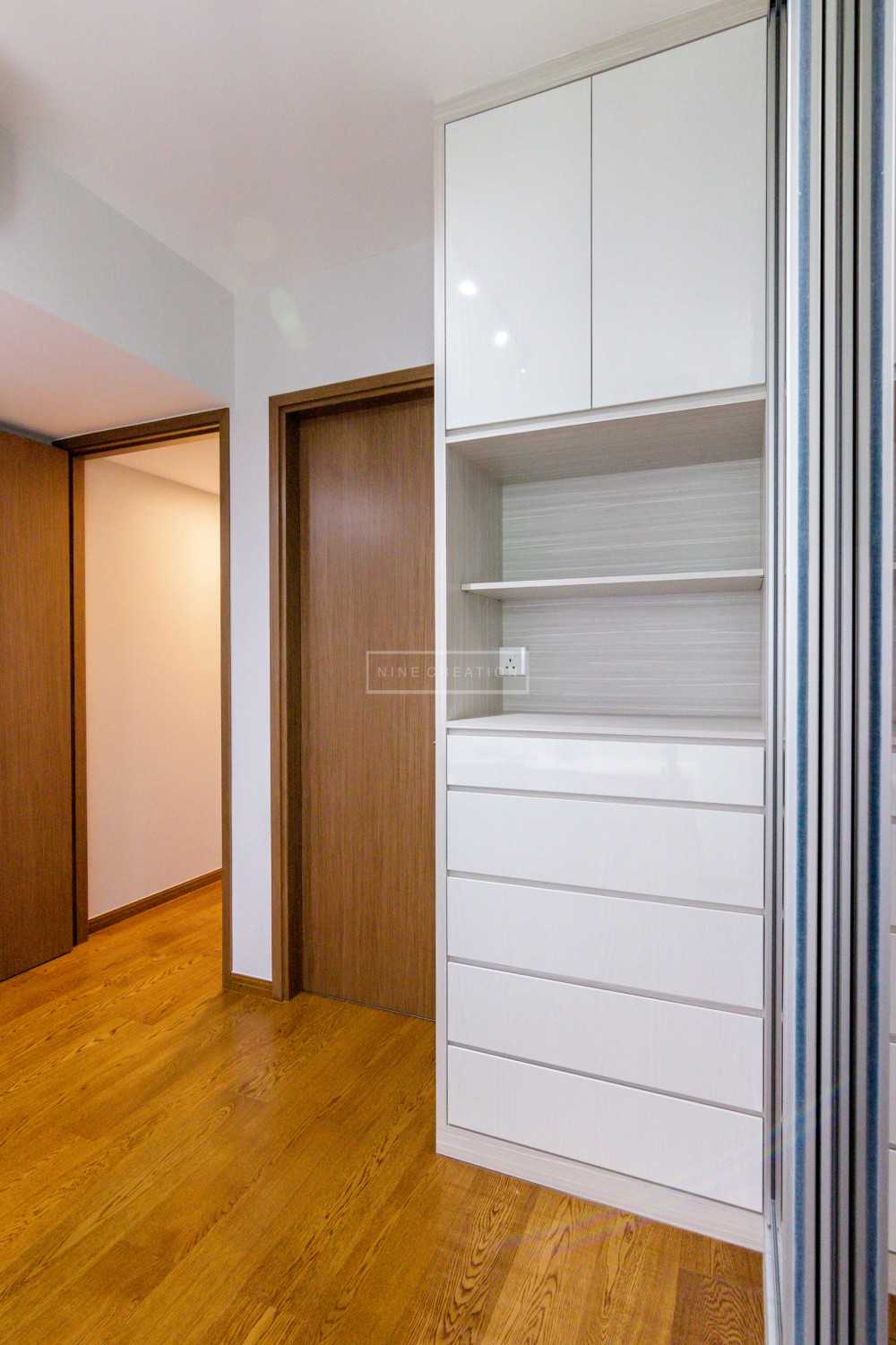 Scandinavian Bedroom with Bookshelf and Parquet Floor