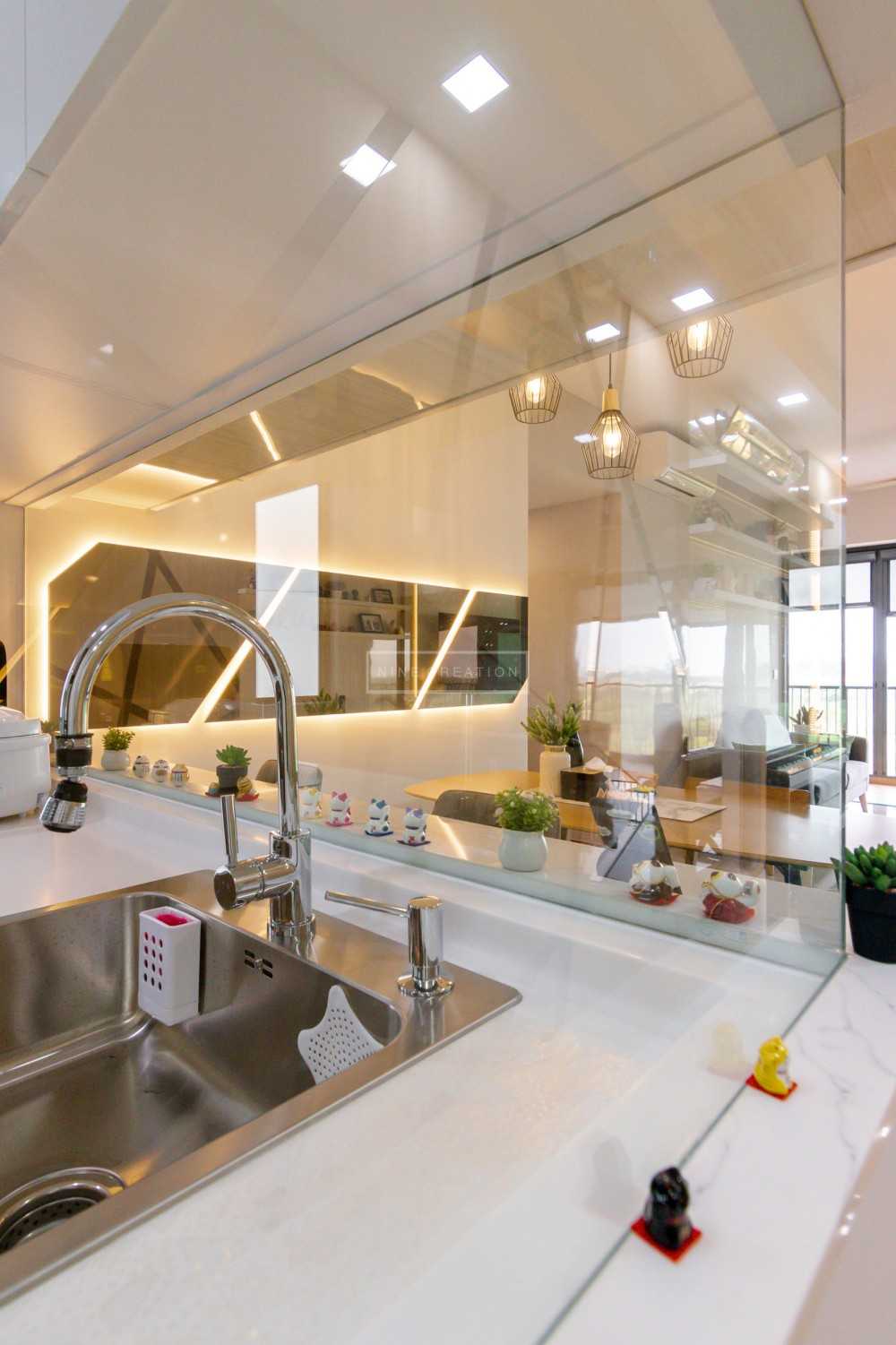 Scandinavian Dining Room with Mirror and Downlights