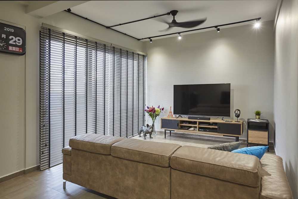 Contemporary Living Room with Homogeneous Tiles and TV Console