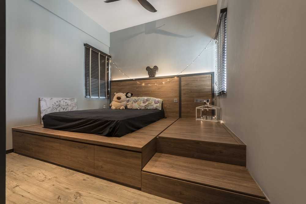 Contemporary Bedroom with Platform Bed and Vinyl Flooring