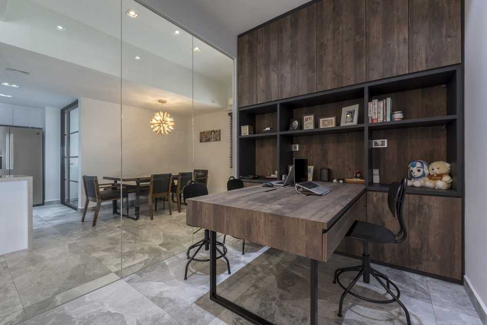 Contemporary Home Office with Bookshelf and Desk
