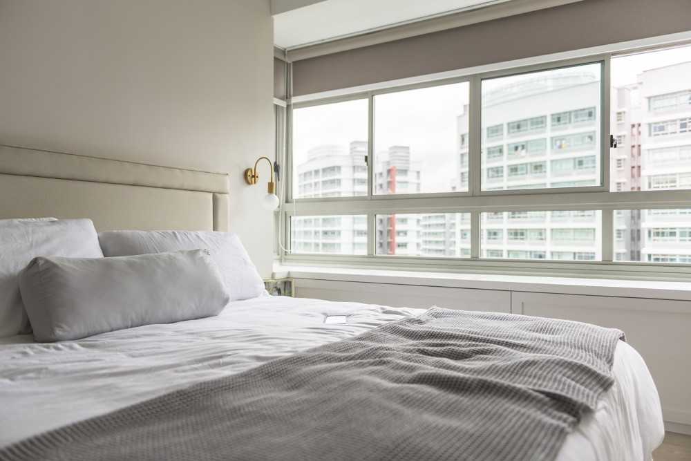 Scandinavian Bedroom with Vinyl Flooring and Flooring