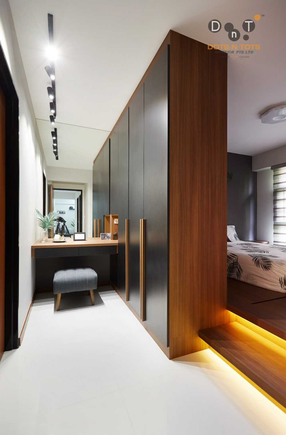 Minimalist Bedroom with Platform Bed and Built-in Bed