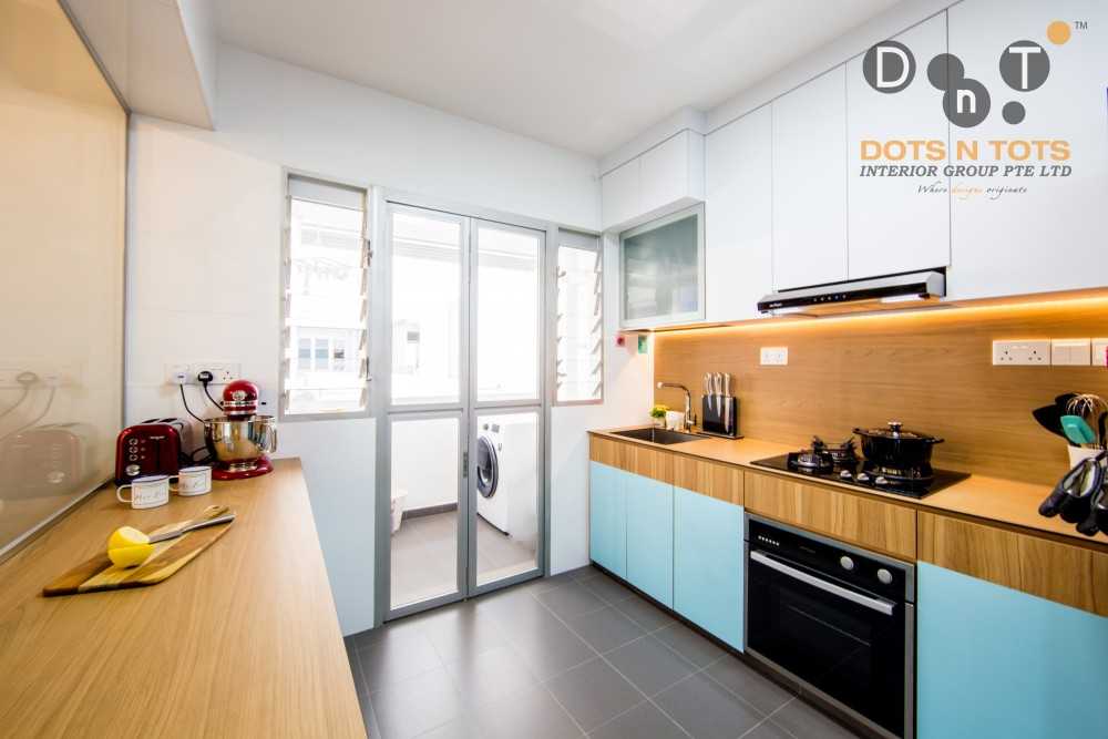 Contemporary Kitchen with Wood Flooring and Kitchen Window