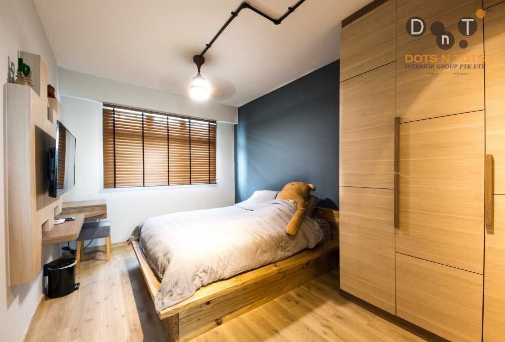 Industrial Bedroom with Wardrobe and Sliding Wardrobe