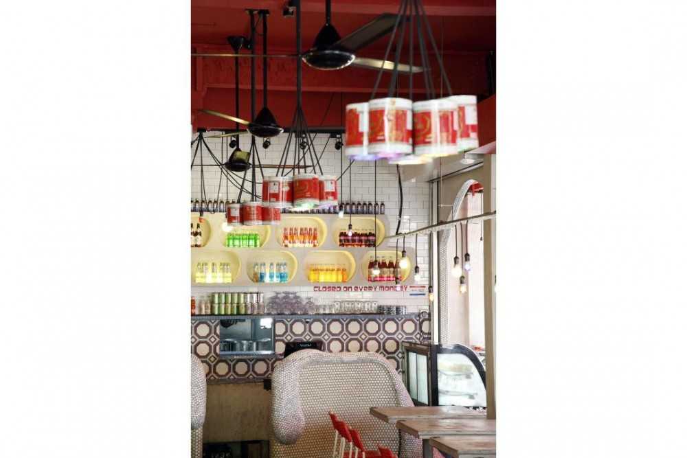 Vintage Restaurant with Drop Light and Lighting