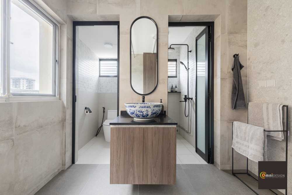 Contemporary Bathroom with Homogeneous Tiles and Drying Racks