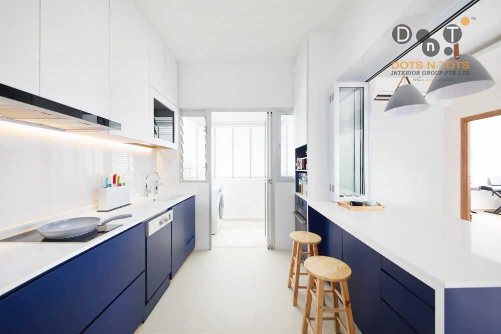 Scandinavian Kitchen with Homogeneous Tiles and Kitchen Window