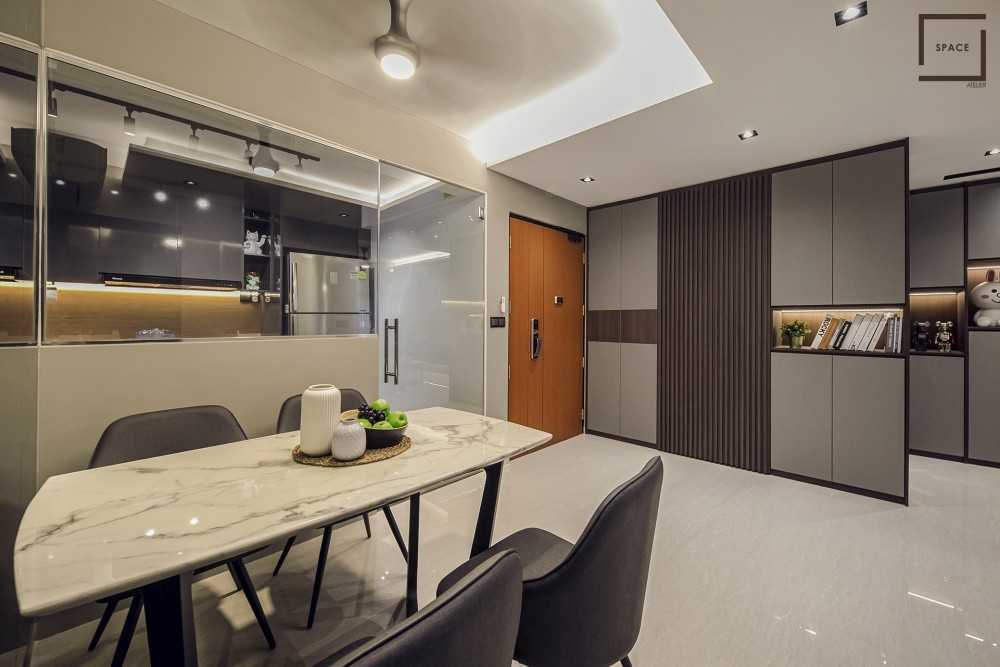 Contemporary Dining Room with Dining Table and Dining Chairs