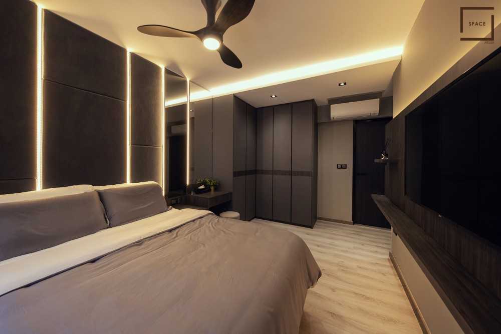 Contemporary Bedroom with Vinyl Flooring and Wardrobe