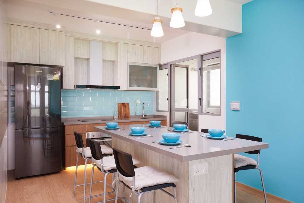 Scandinavian Kitchen with Kitchen Window and Kitchen Island