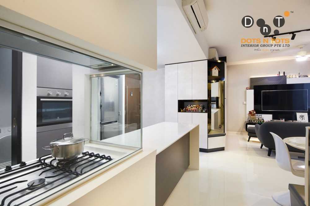 Contemporary Kitchen with Kitchen Window and Kitchen Island