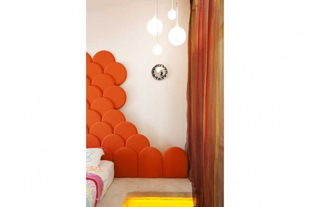 Vintage Bedroom with Feature Wall and Drop Ceiling