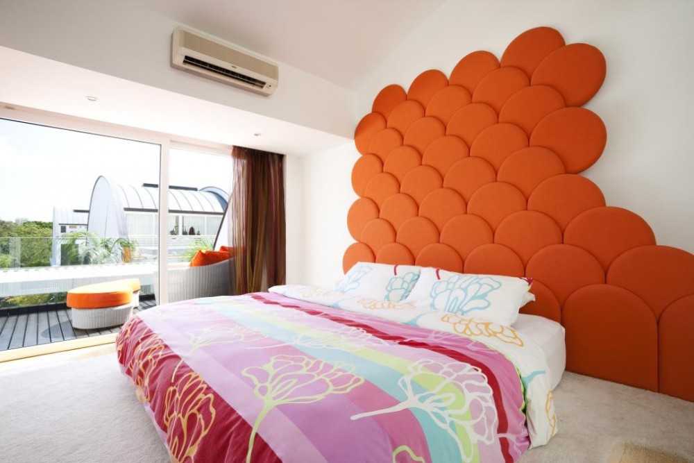 Vintage Bedroom with Feature Wall and Queen Bed
