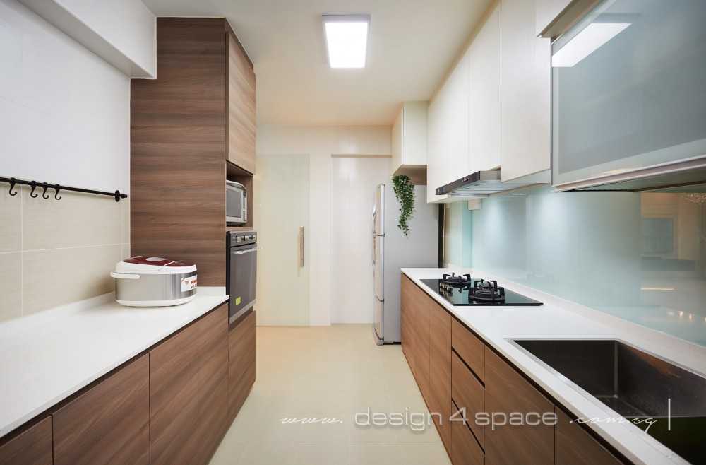 Modern Kitchen with Homogeneous Tiles and Wood Flooring