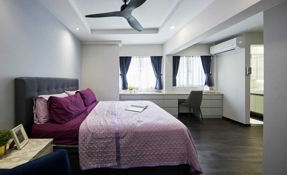 Modern Bedroom with Wood Flooring and Window Seat