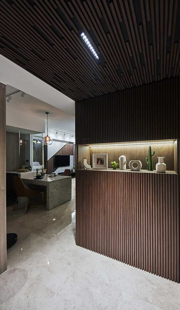 Contemporary Entryway with Feature Wall and Cove Lighting