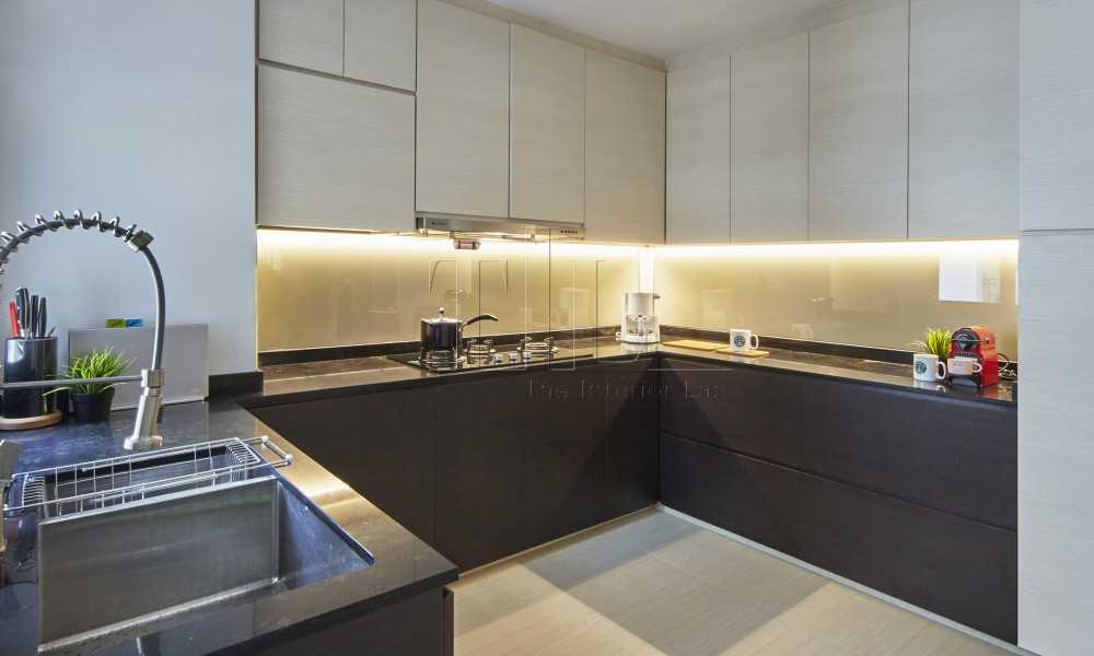 Contemporary Kitchen with Cove Lighting and Kitchen Backsplash