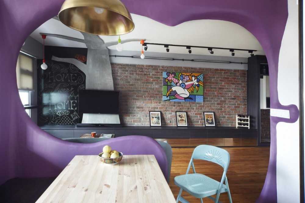 Eclectic Dining Room with Feature Wall and Dining Table