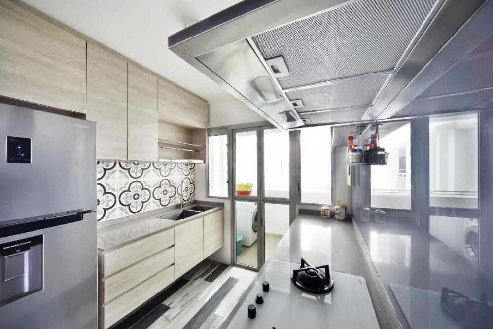 Eclectic Kitchen with Kitchen Backsplash and Kitchen Cabinets