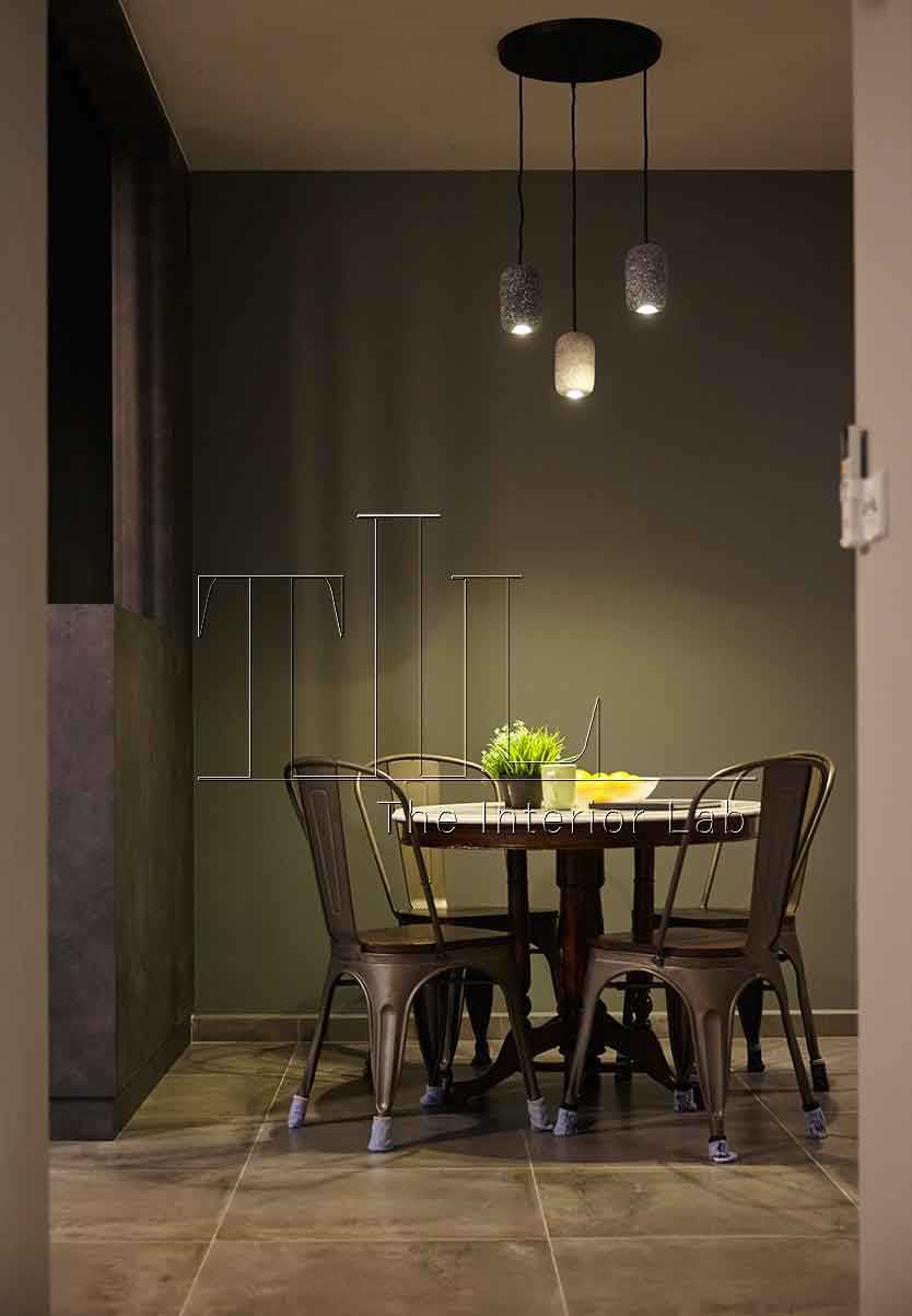 Industrial Dining Room with Dining Table and Dining Chairs