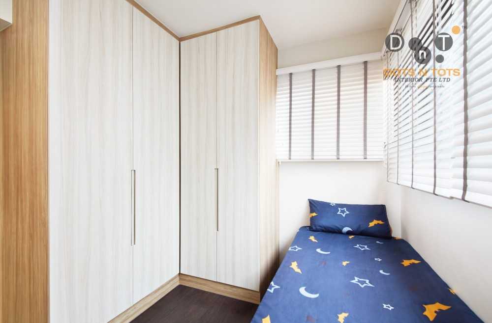 Scandinavian Bedroom with Vinyl Flooring and Wardrobe