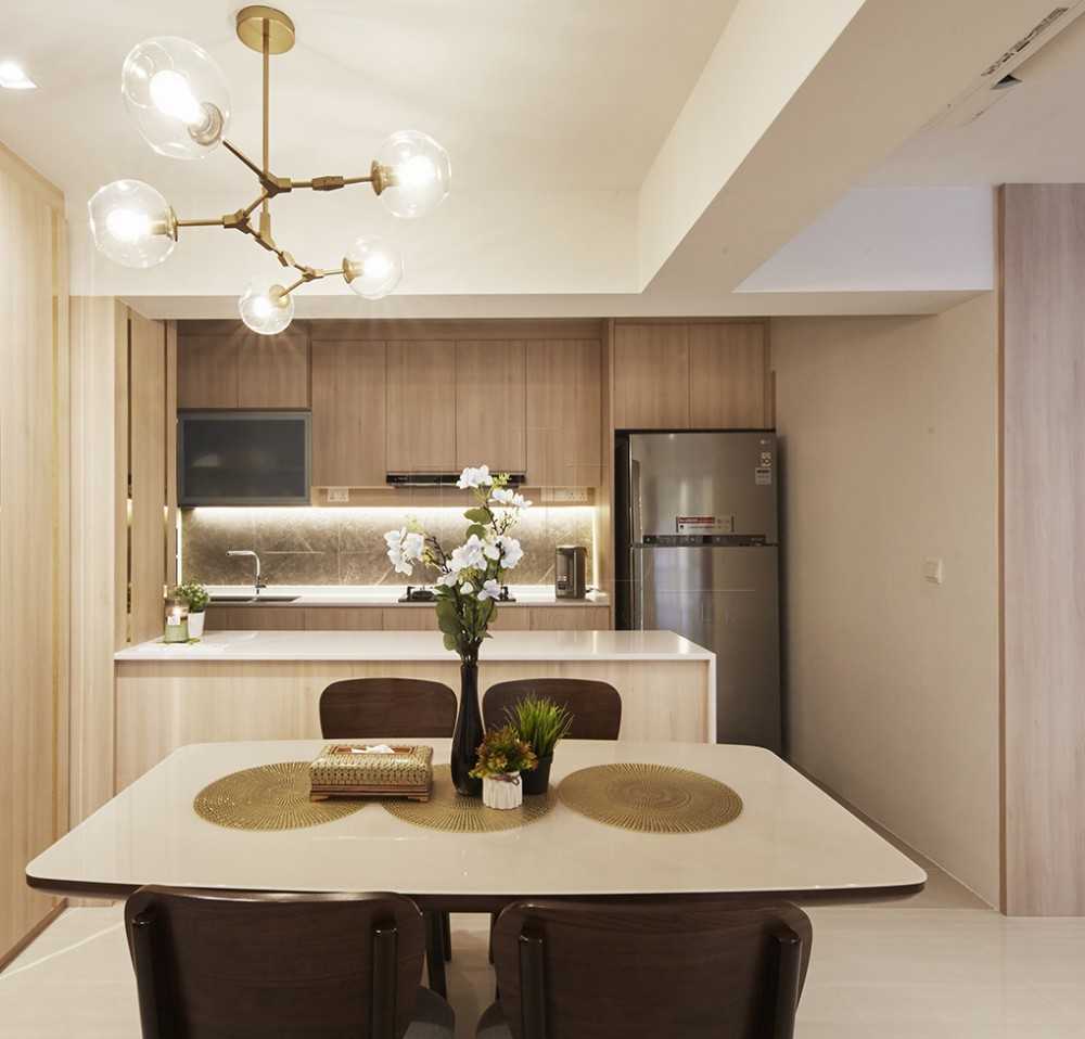 Modern Dining Room with Kitchen Island and Open Kitchen