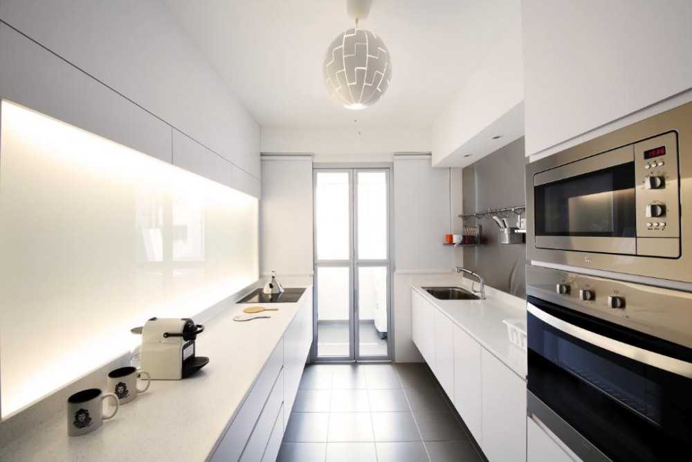 Transitional Kitchen with Cove Lighting and Kitchen Backsplash