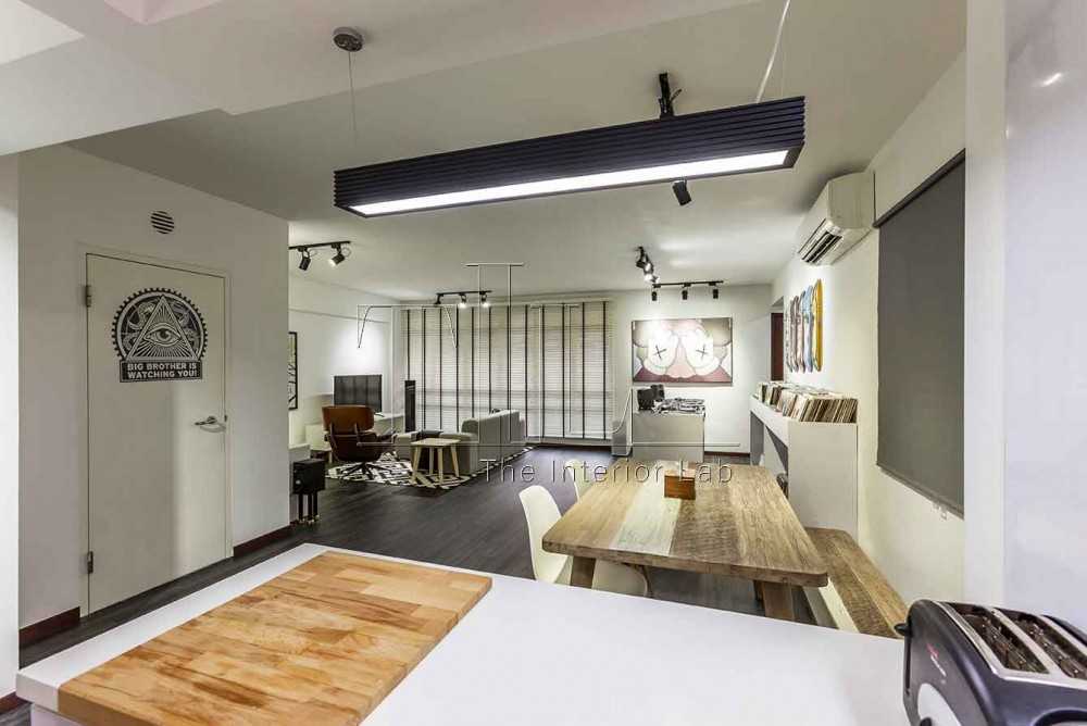Minimalist Kitchen with Countertop and Open Kitchen