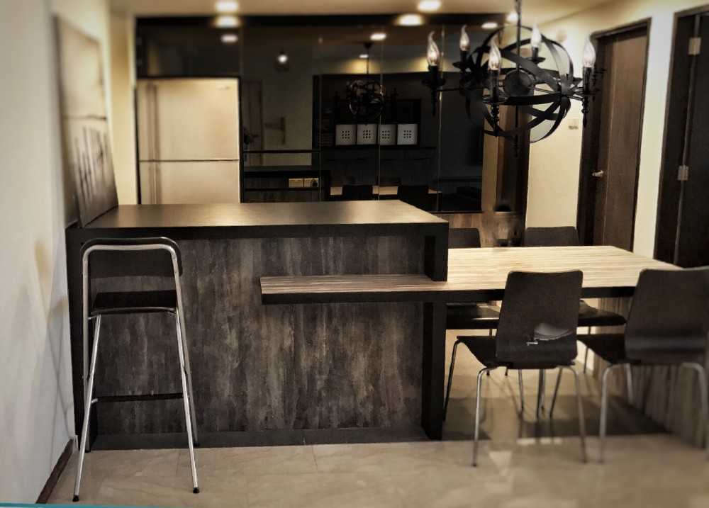 Scandinavian Dining Room with Mirror and Kitchen Island