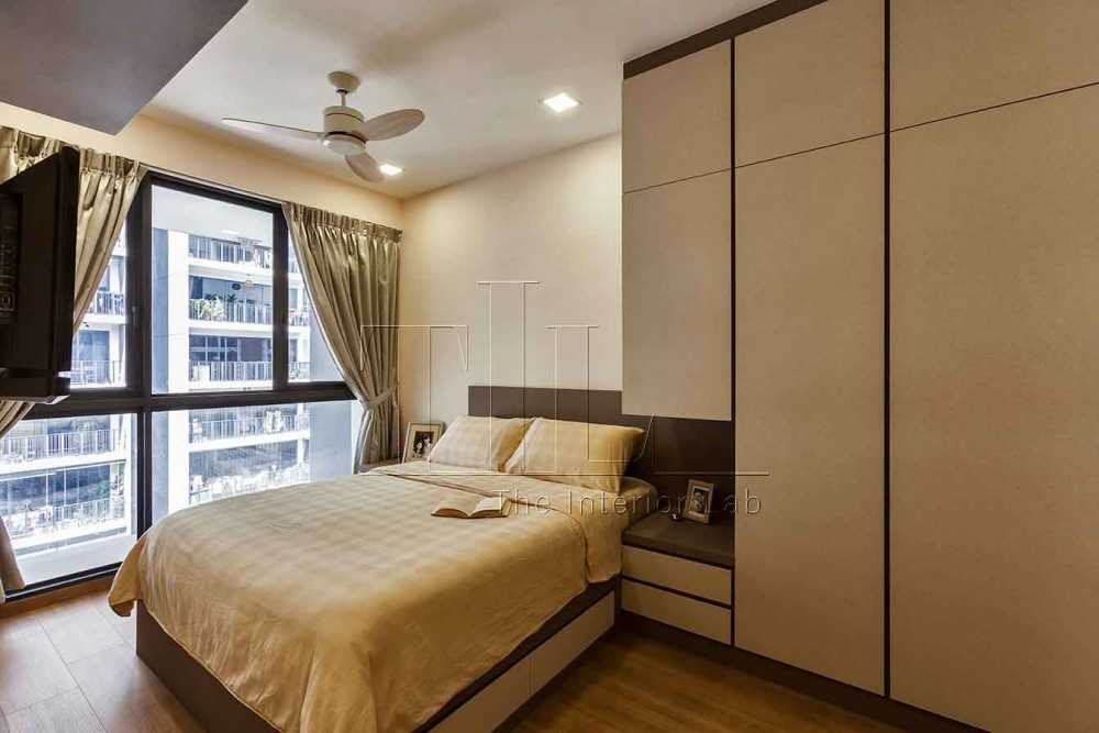 Modern Bedroom with Ceiling Light and Wardrobe