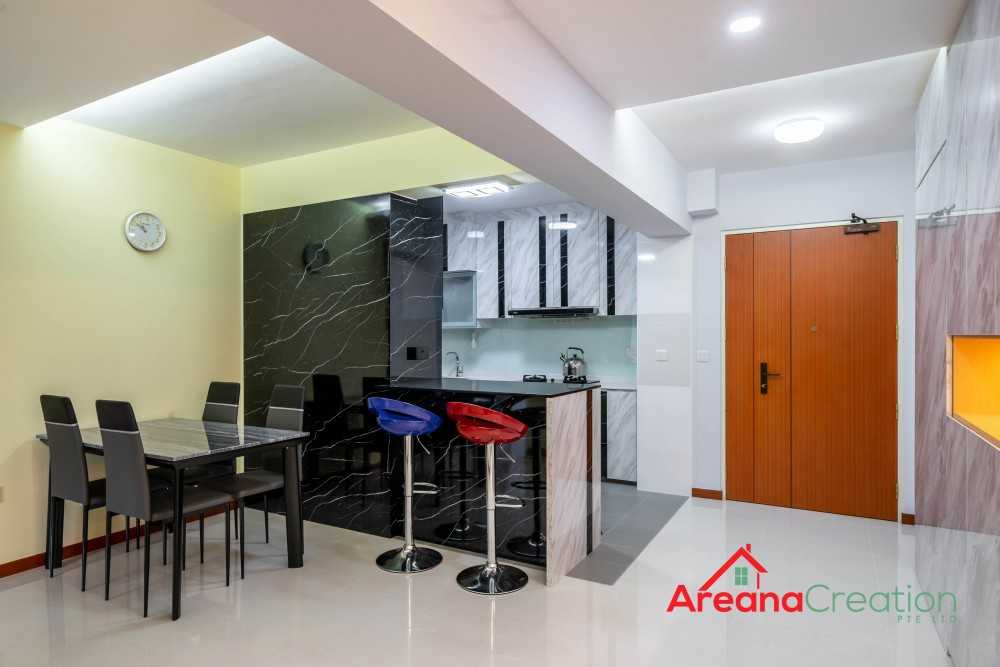 Contemporary Dining Room with Dining Table and Dining Chairs