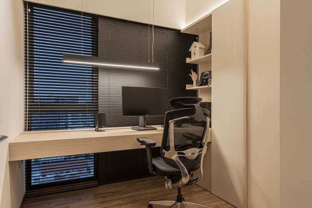 Minimalist Home Office with Desk and Storage Cabinets