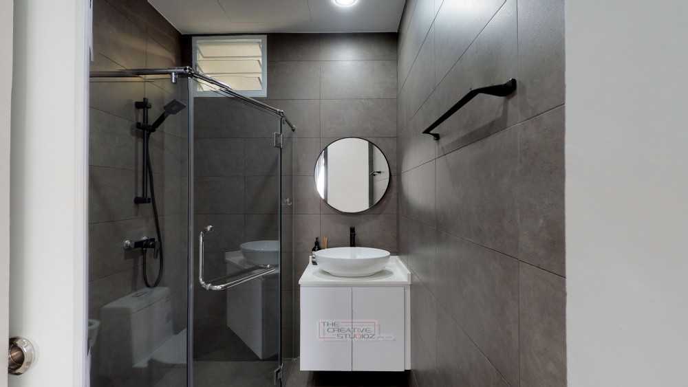 Minimalist Bathroom with Countertop and Homogeneous Tiles