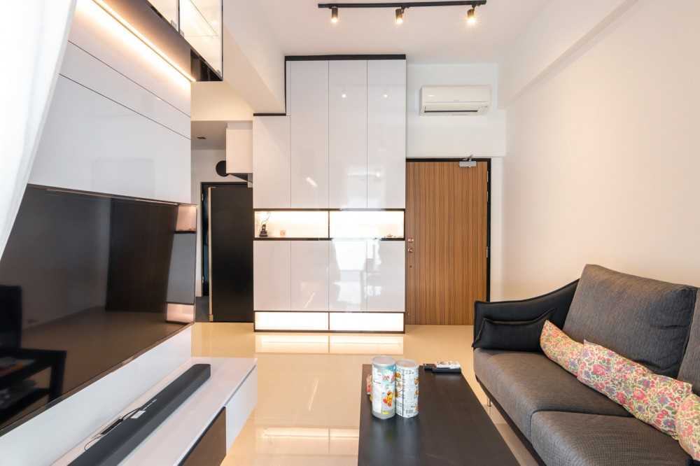 Contemporary Living Room with Bookshelf and Sofa
