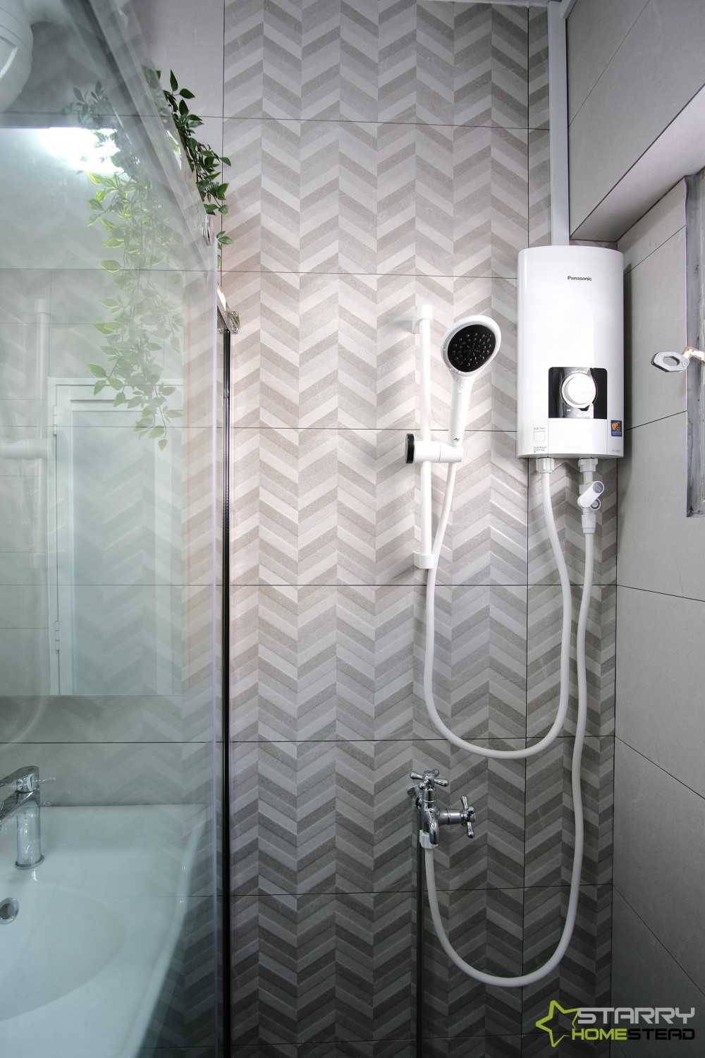 Scandinavian Bathroom with Vanity Counter and Screen