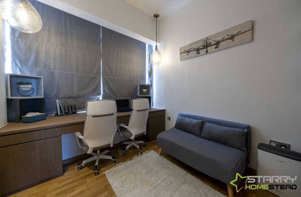 Vintage Home Office with Desk and Office Chair