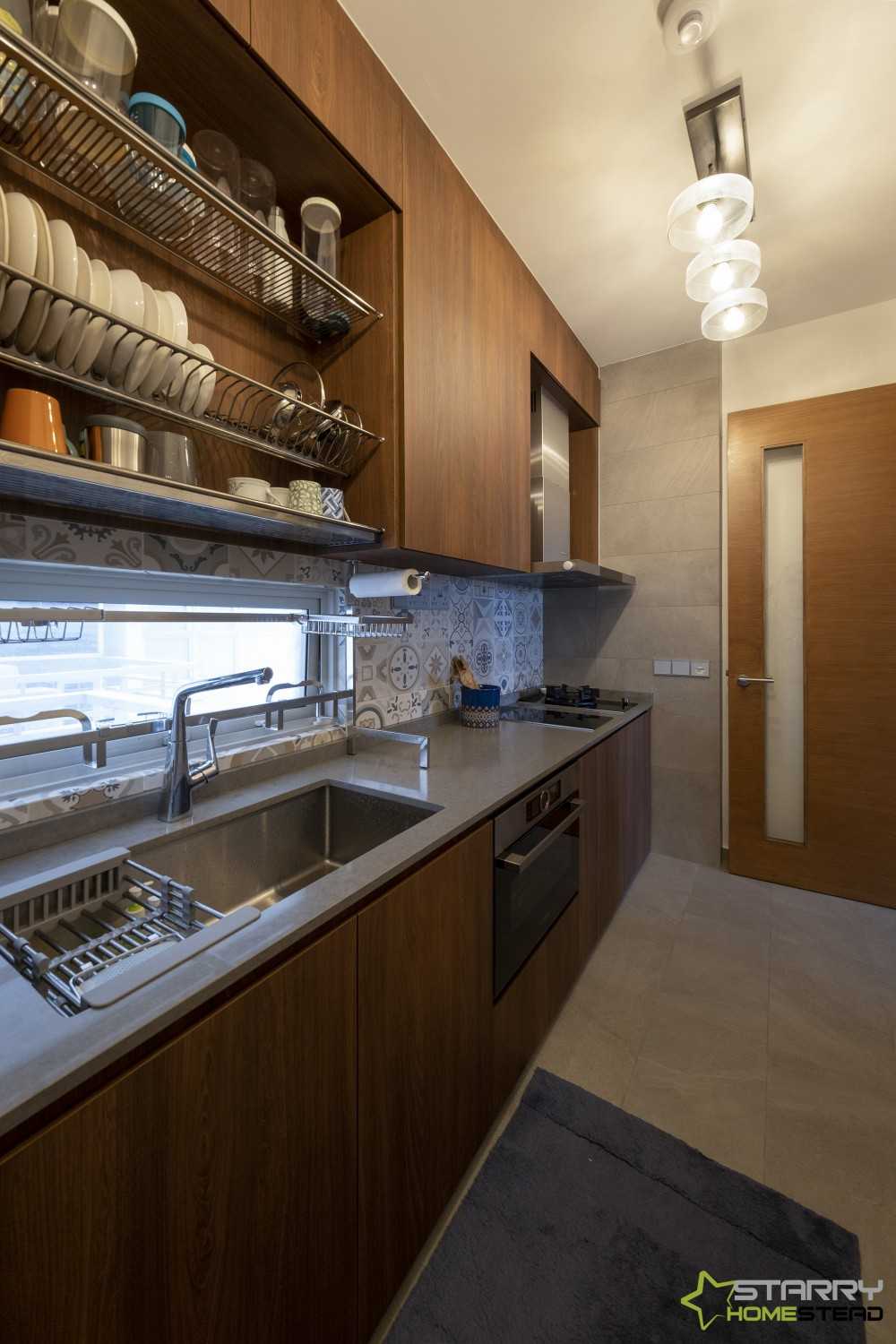 Vintage Kitchen with Kitchen Cabinets and Tiles