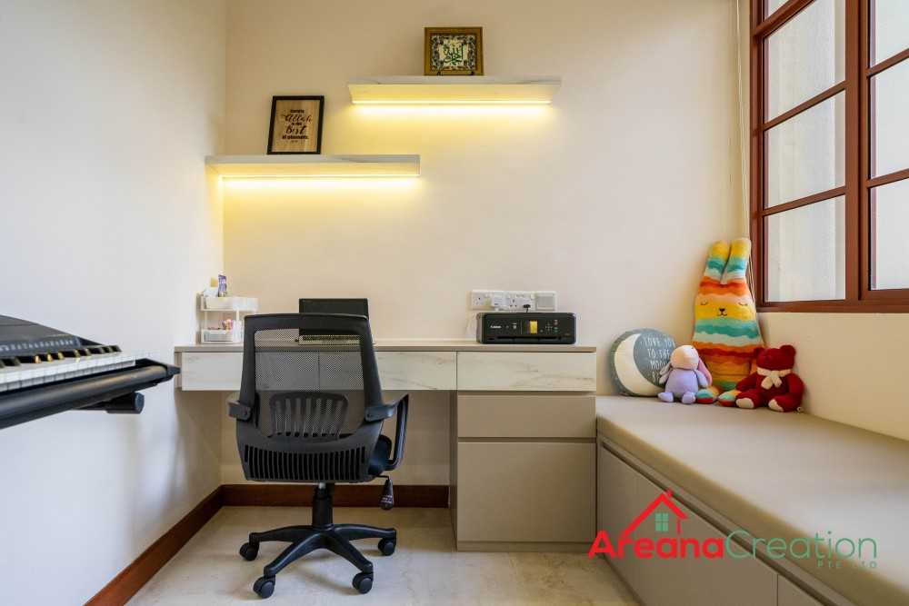 Modern Office with Bookshelf and Desk