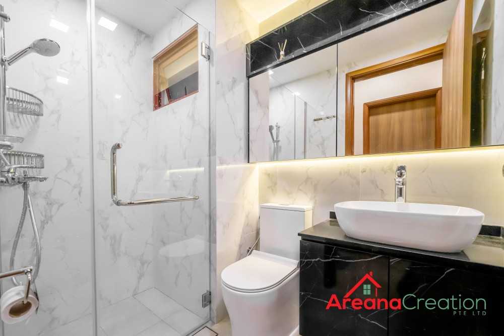 Modern Bathroom with Mirror and Shower Screen