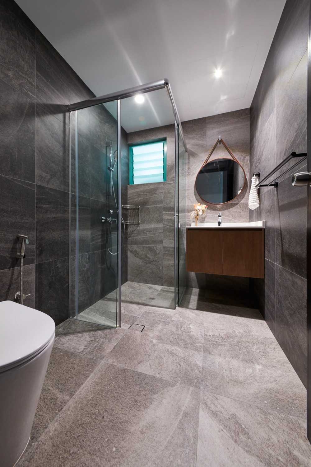 Modern Bathroom with Mirror and Bathroom Mirrors
