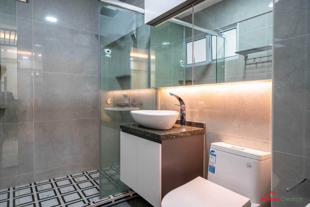 Contemporary Bathroom with Homogeneous Tiles and Mirror