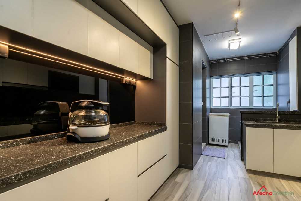 Contemporary Kitchen with Vinyl Flooring and Wood Flooring