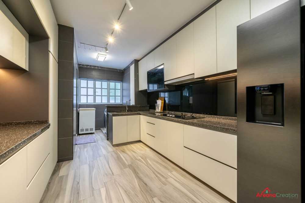 Contemporary Kitchen with Homogeneous Tiles and Wood Flooring