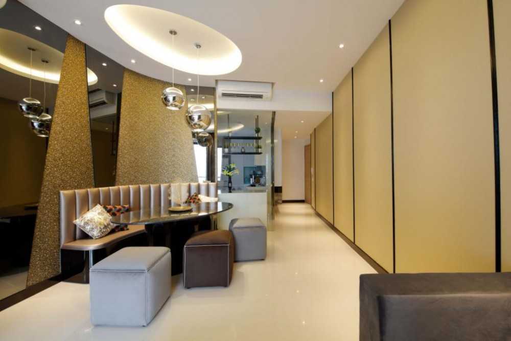 Contemporary Dining Room with Seating Bench and Stools