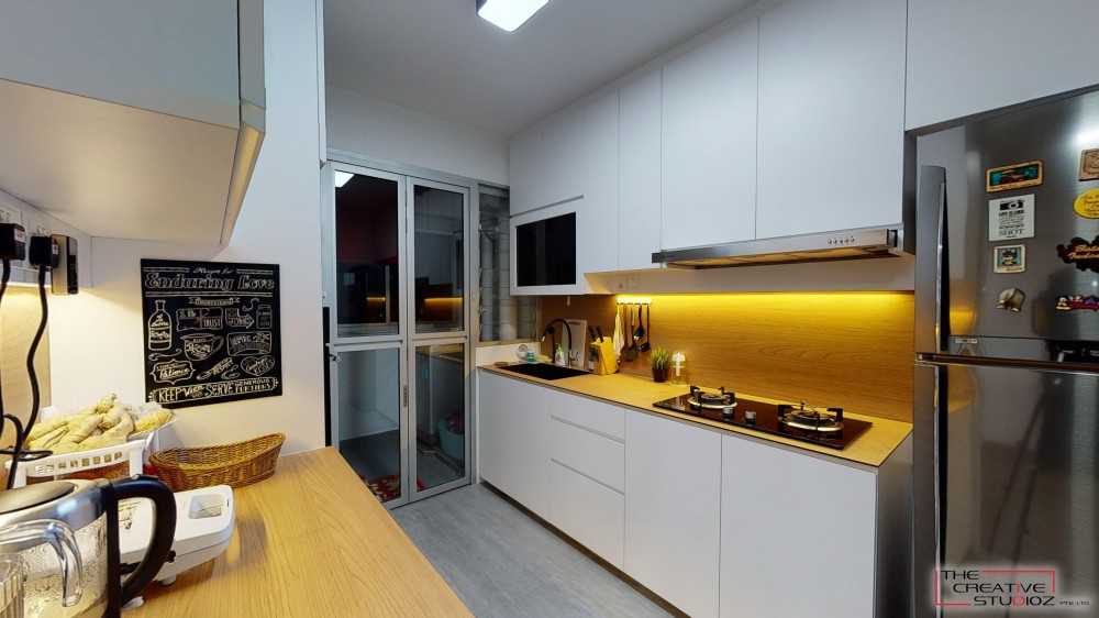 Scandinavian Kitchen with Countertop and Homogeneous Tiles
