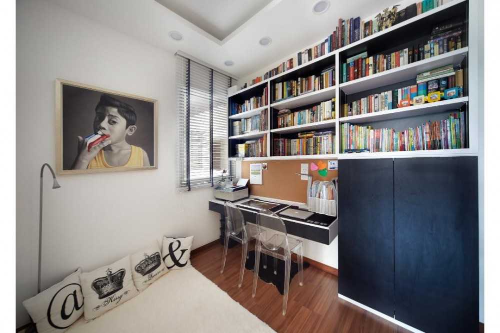 Eclectic Study with Bookshelf and Desk