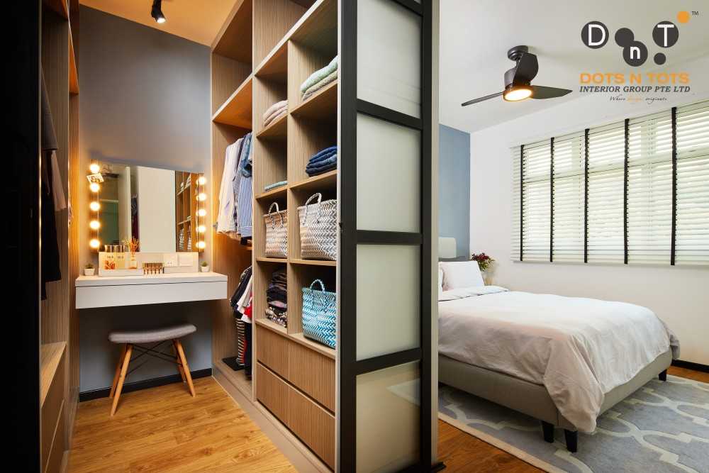Modern Bedroom with Wardrobe and Ceiling Fan